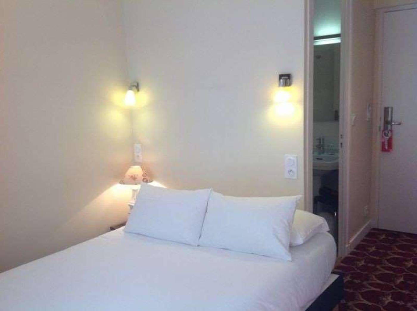 Grand de la Poste-France-SAINT-JEAN-DE-LUZ -Room-8