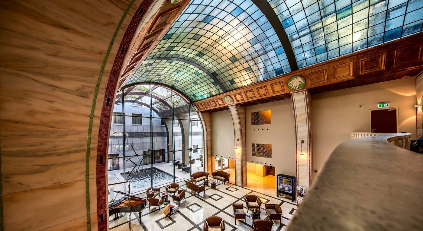 Continental-Hotel-Budapest-Lobby-18