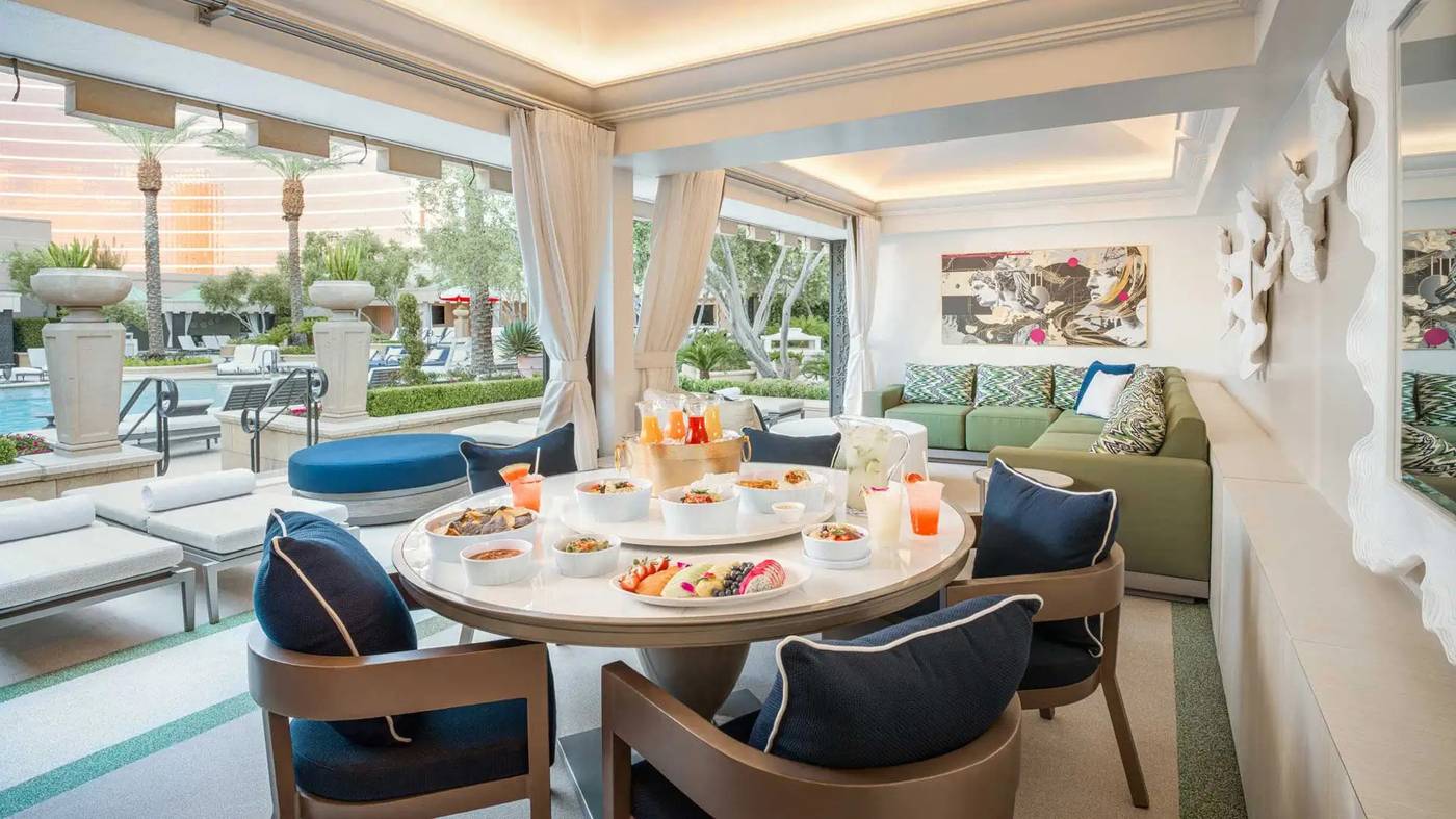 The-Palazzo-at-The-Venetian-Pool-39