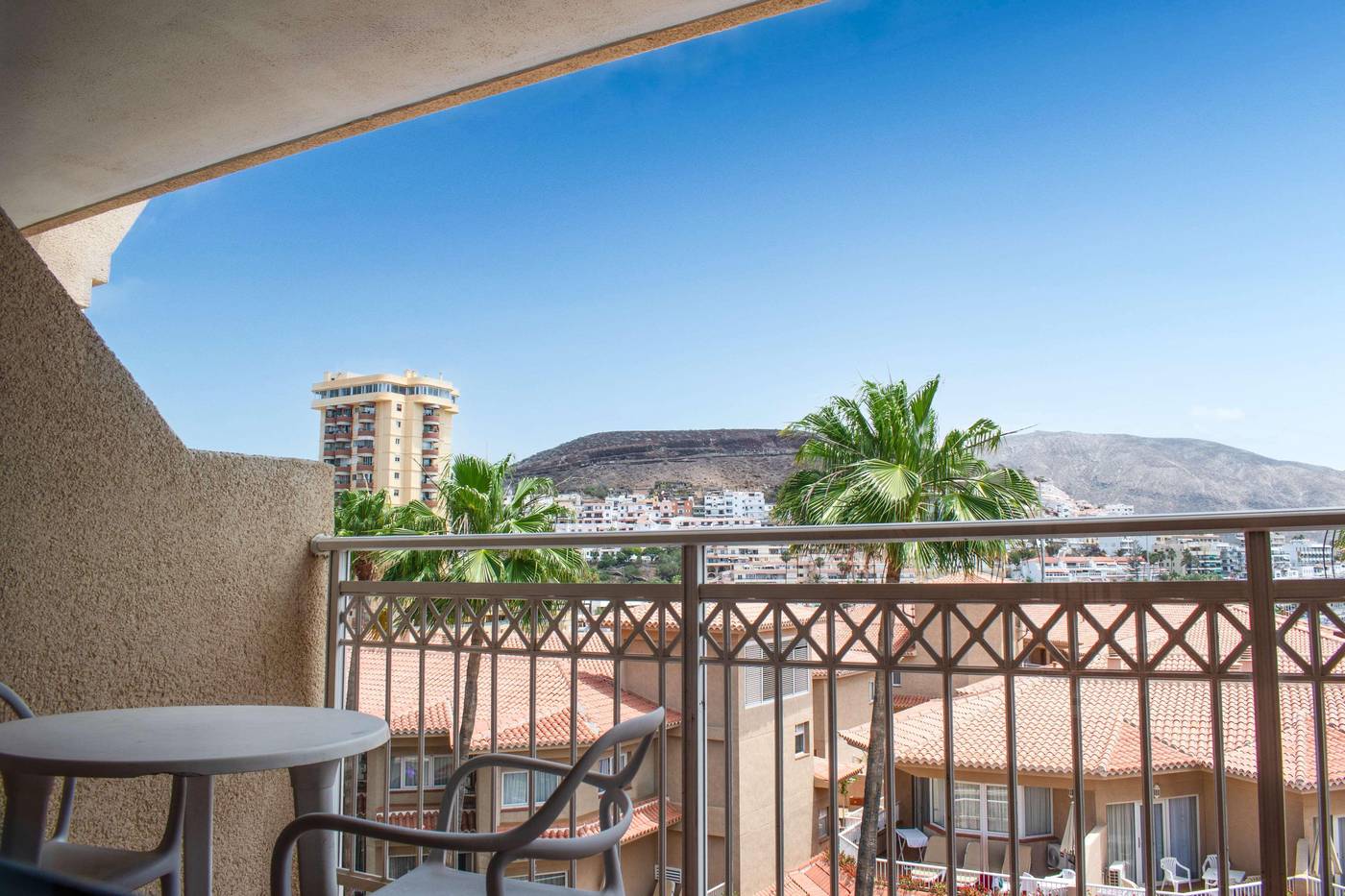 Coral-Compostela-Beach-Room-102