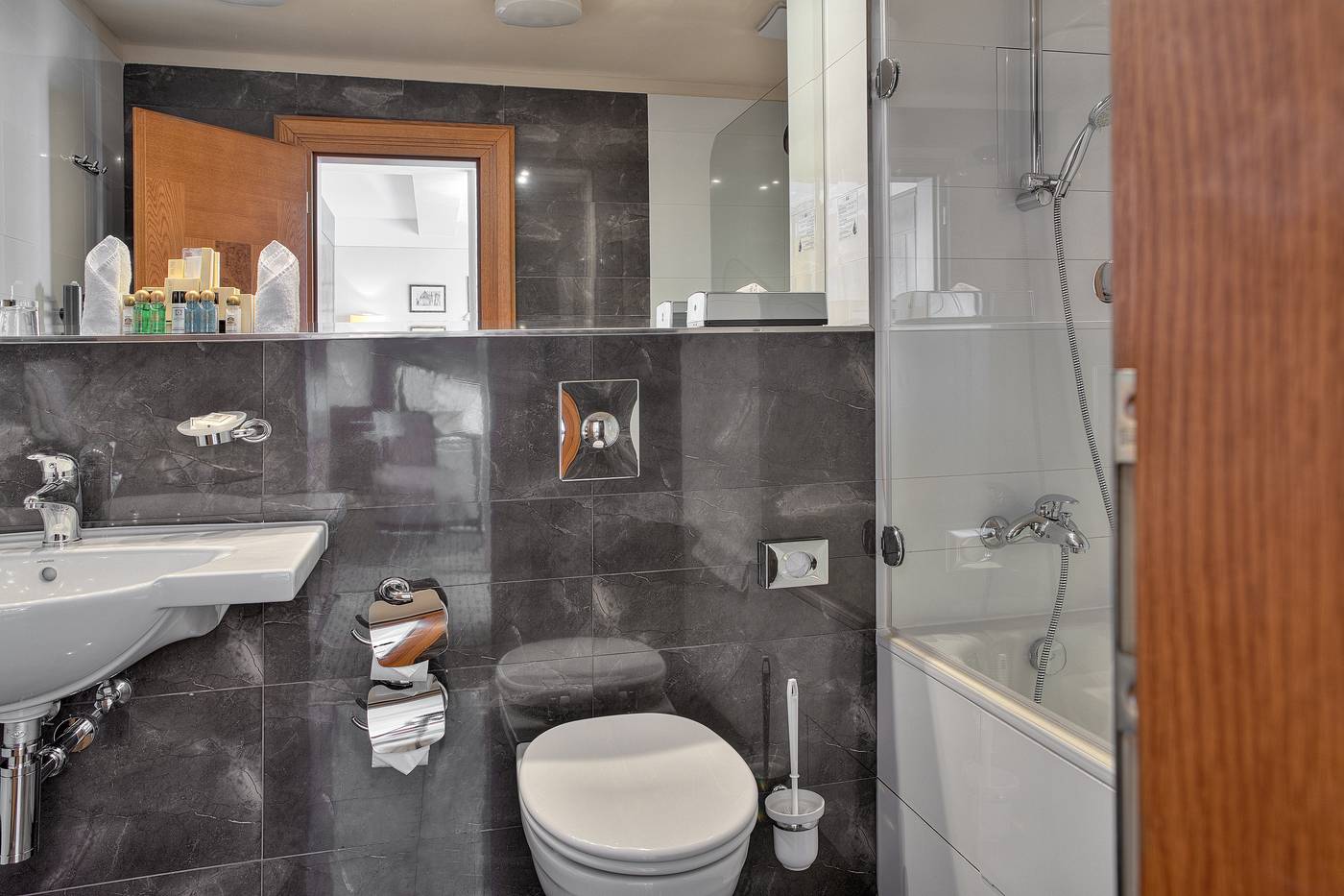 Majestic-Plaza-Hotel-Prague-Room-32