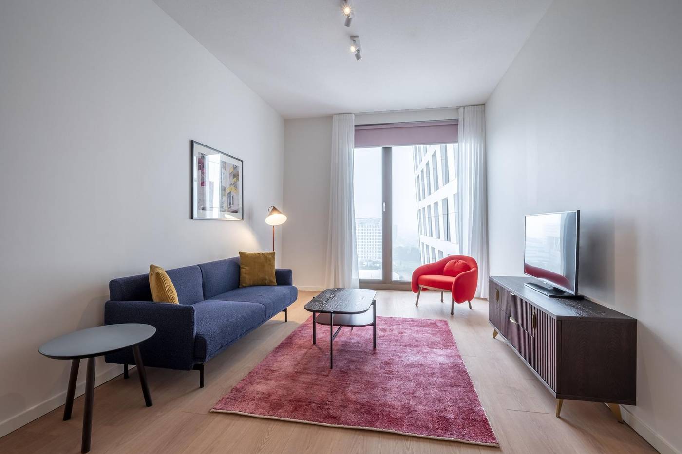 Premier-Suites-Plus-Amsterdam-Room-21