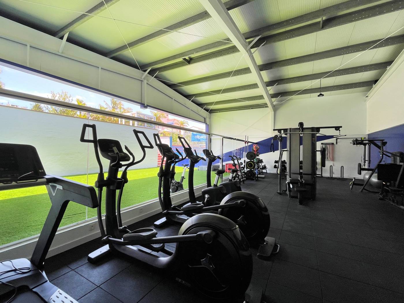 Park-Club-Europe-Sports-and-Entertainment-64