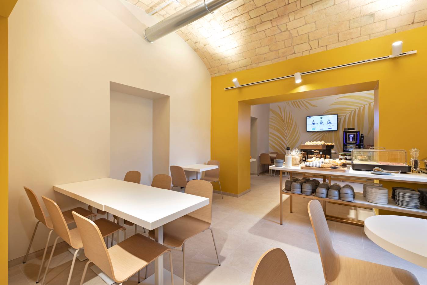 B-b-Hotel-Roma-San-Lorenzo-Termini-Restaurant-10