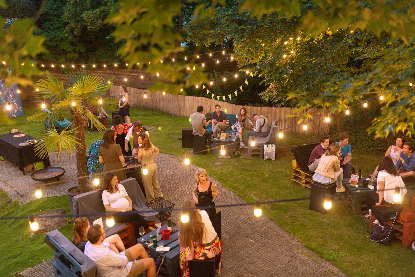 B-B-Hotel-Brussels-Centre-Louise-Terrace-41