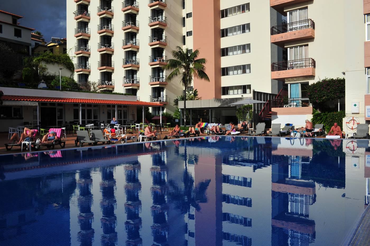 Estrelicia-Hotel-Pool-4