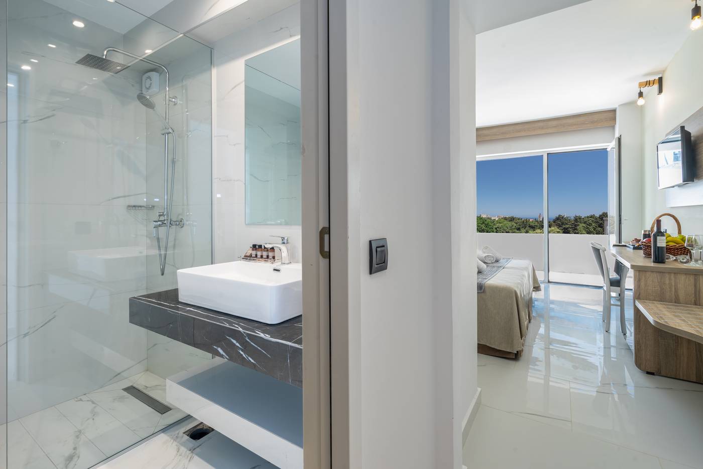 Castellum-Suites-Room-17