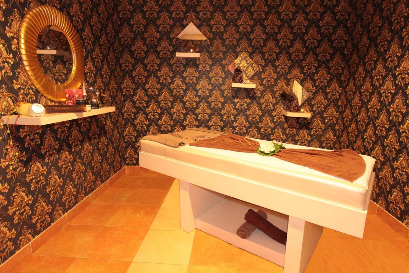 Golden-Park-Sports-and-Entertainment-53