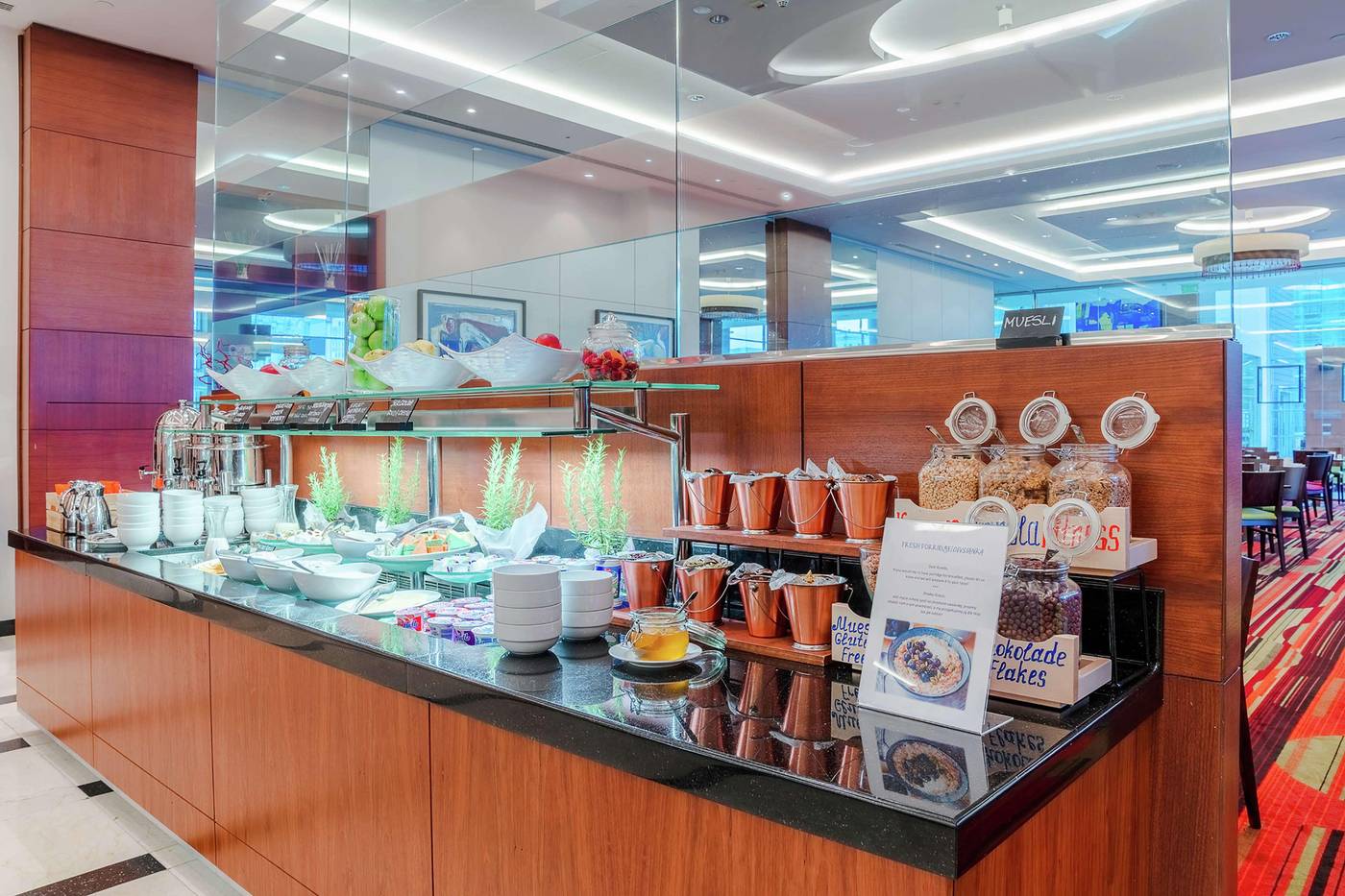 Hilton-Warsaw-City-Restaurant-46