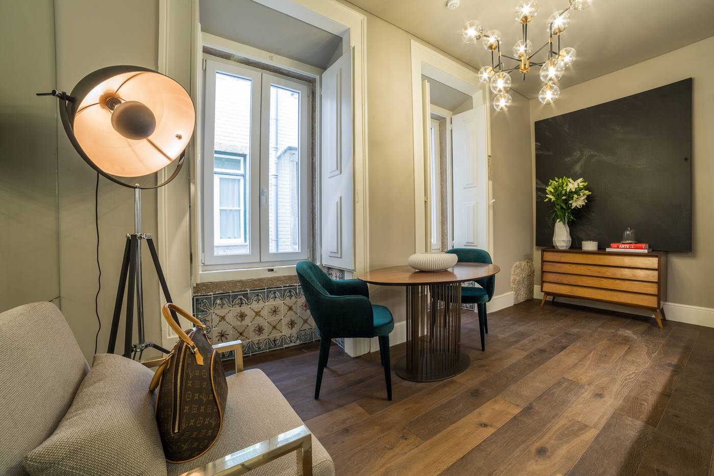 Dare-Lisbon-House-Room-2