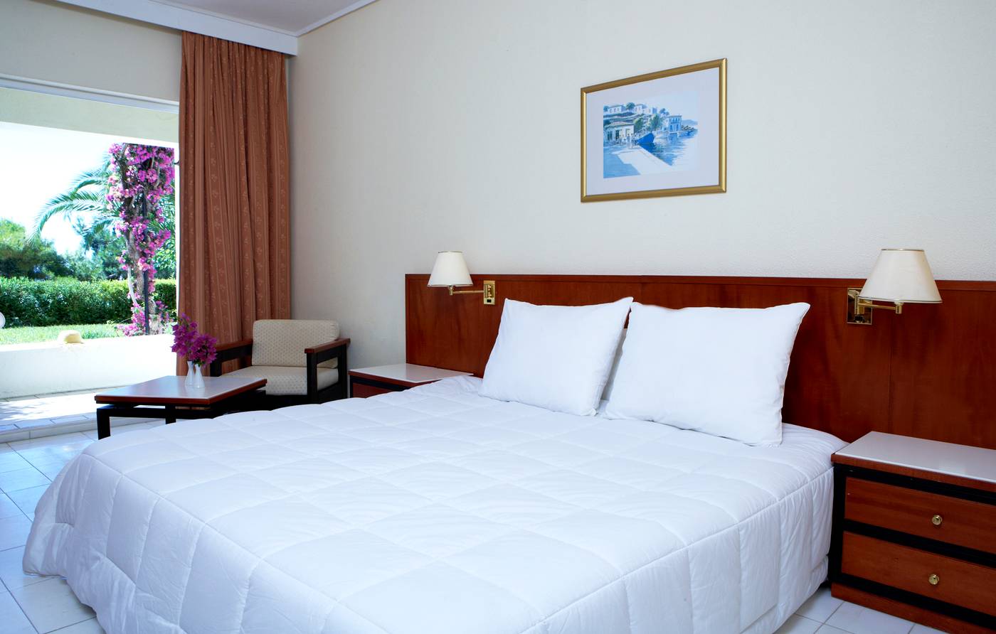 Sunshine-Corfu-Hotel---Spa-Room-35