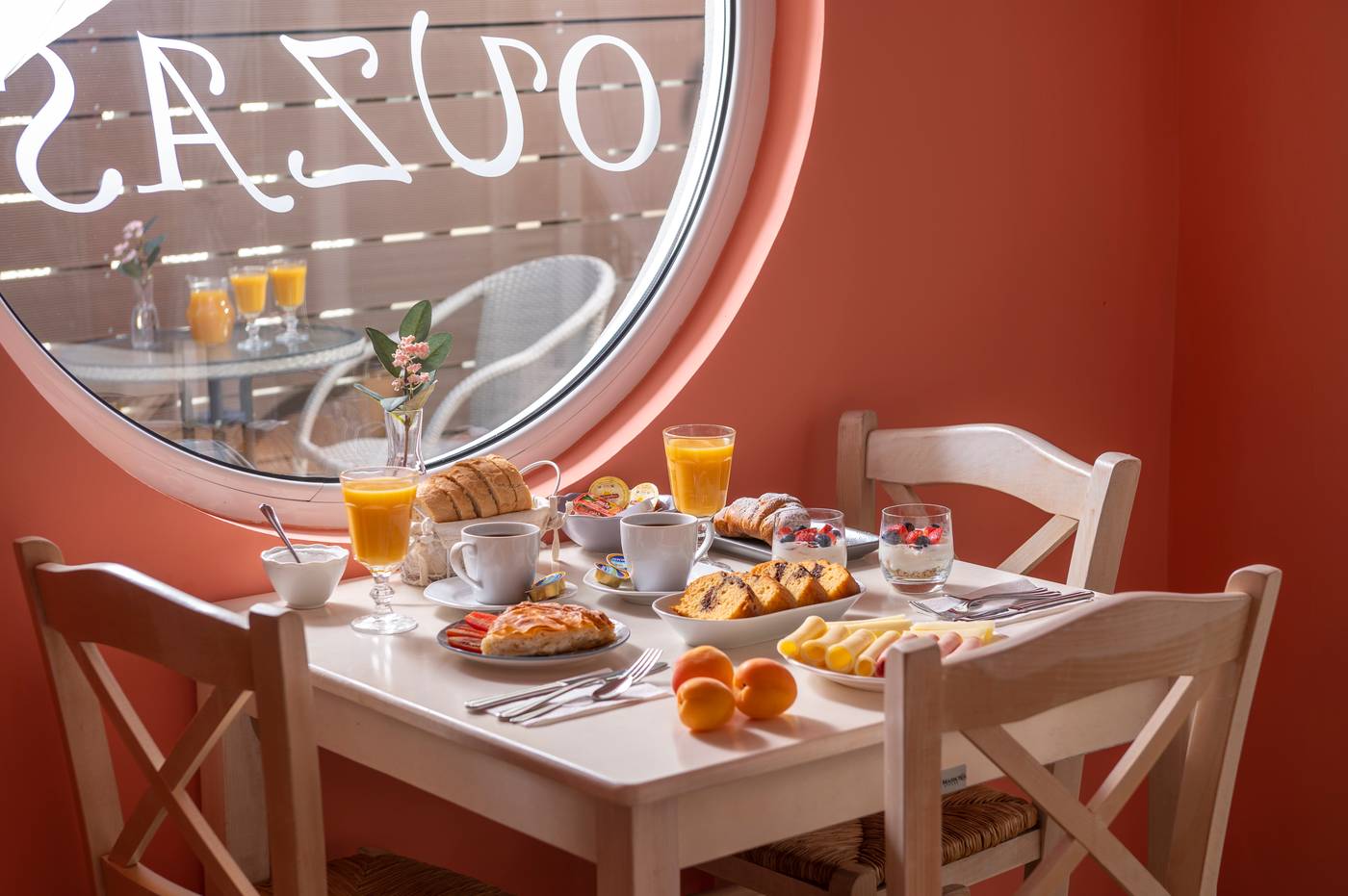 Ouzas-Hotel-Restaurant-29