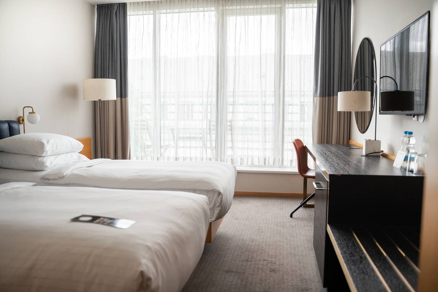 K-K-Hotel-Fenix-Room-32