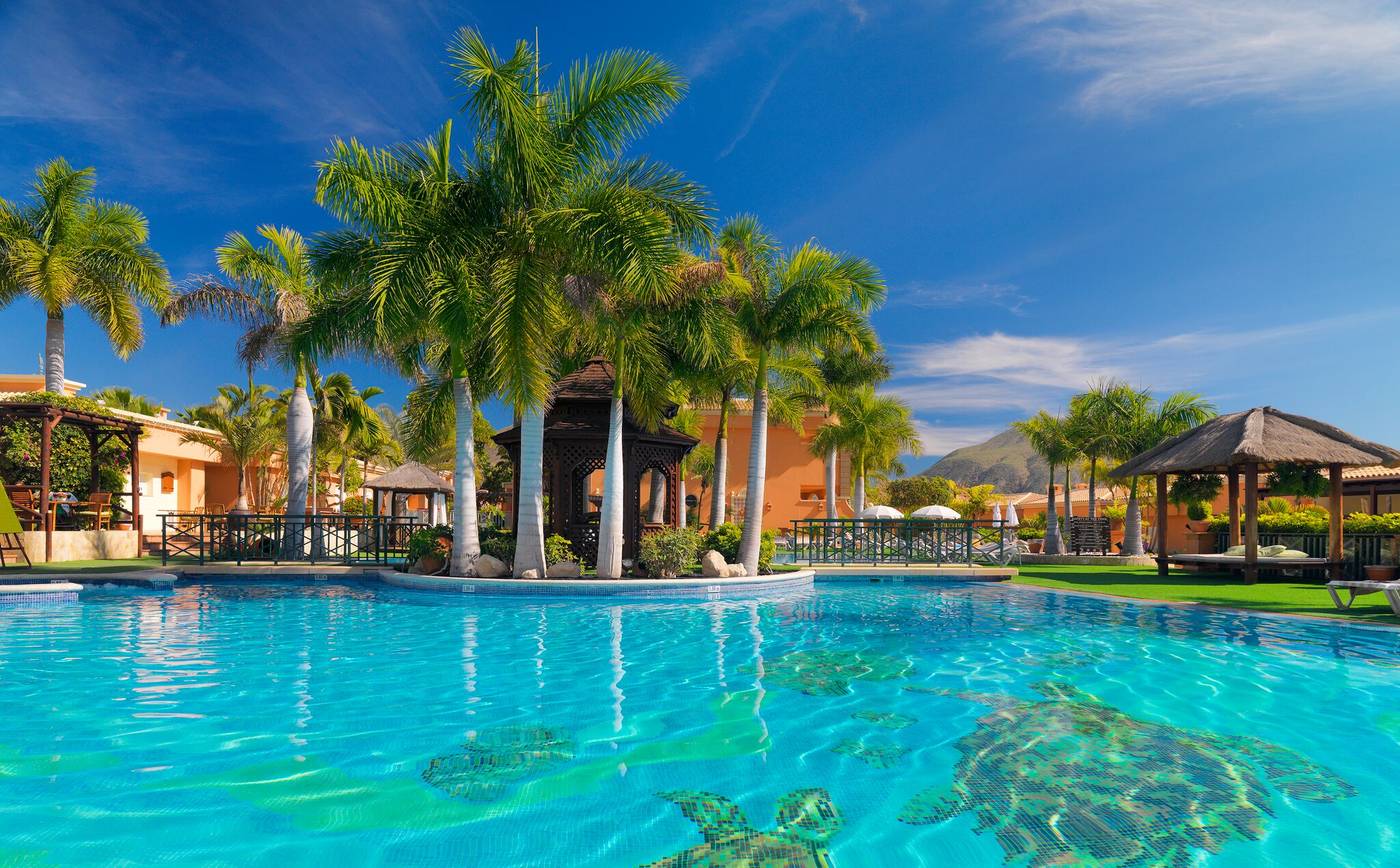 Green Garden Resort and Suites