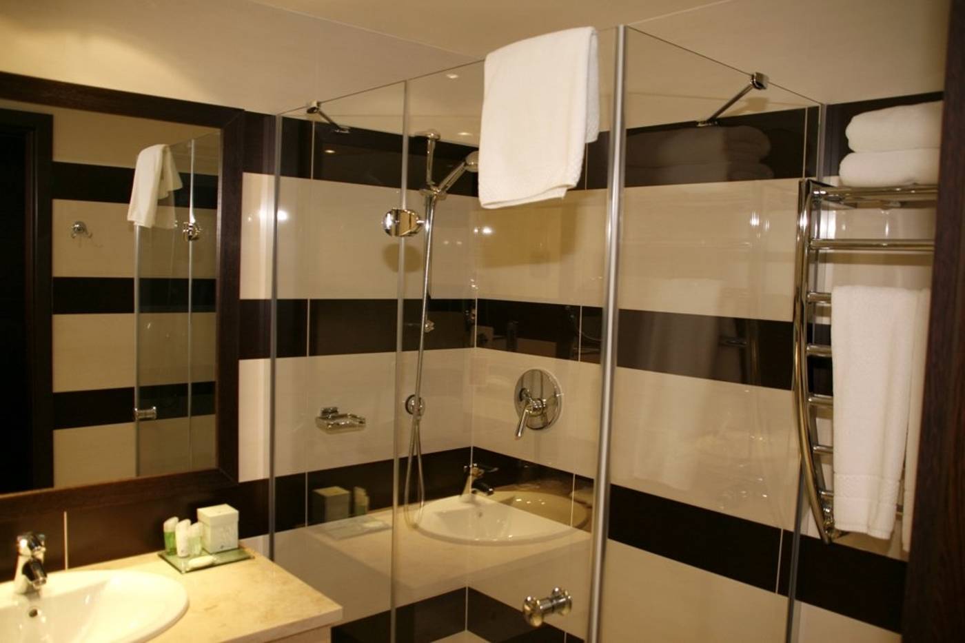 Aquaworld Resort Budapest-Hungary-Budapest-Room-2