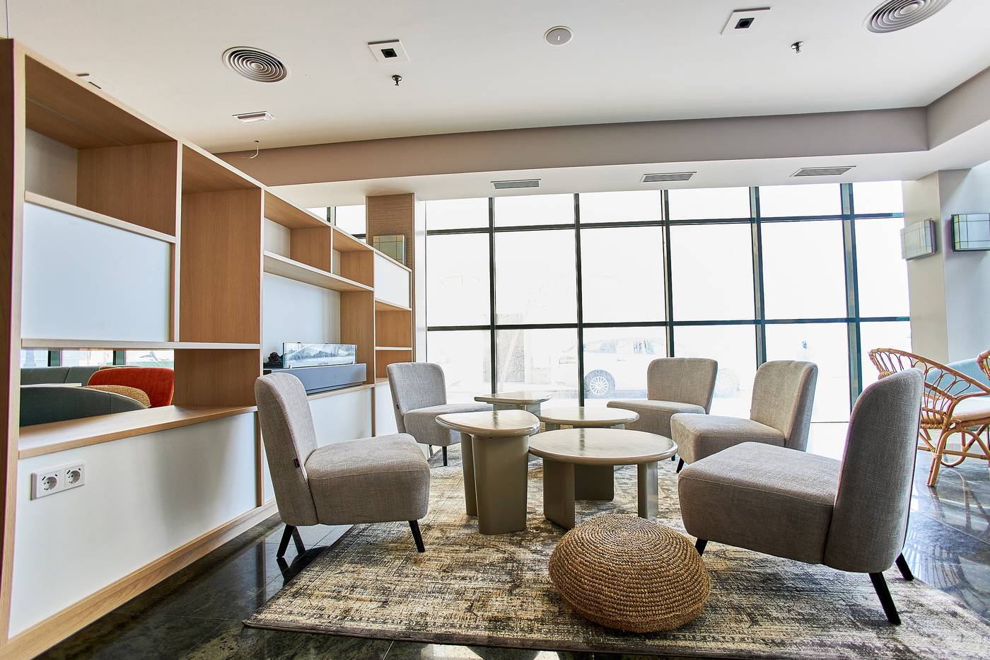 Leonardo-Hotel-Fuengirola-Costa-del-Sol-Lobby-54