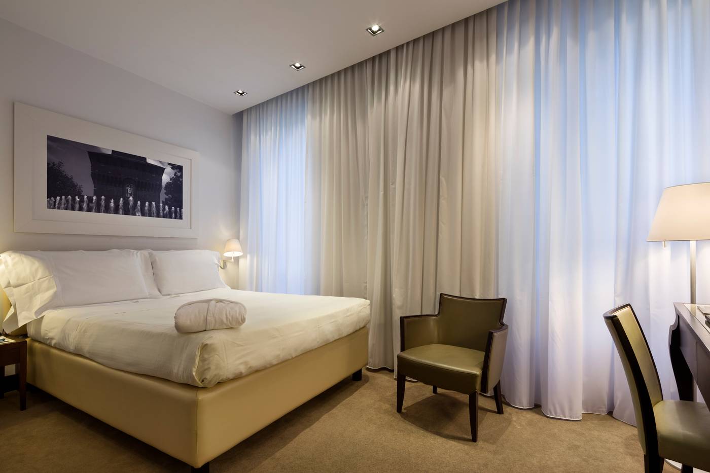 Unahotels-Cusani-Milano-Room-28