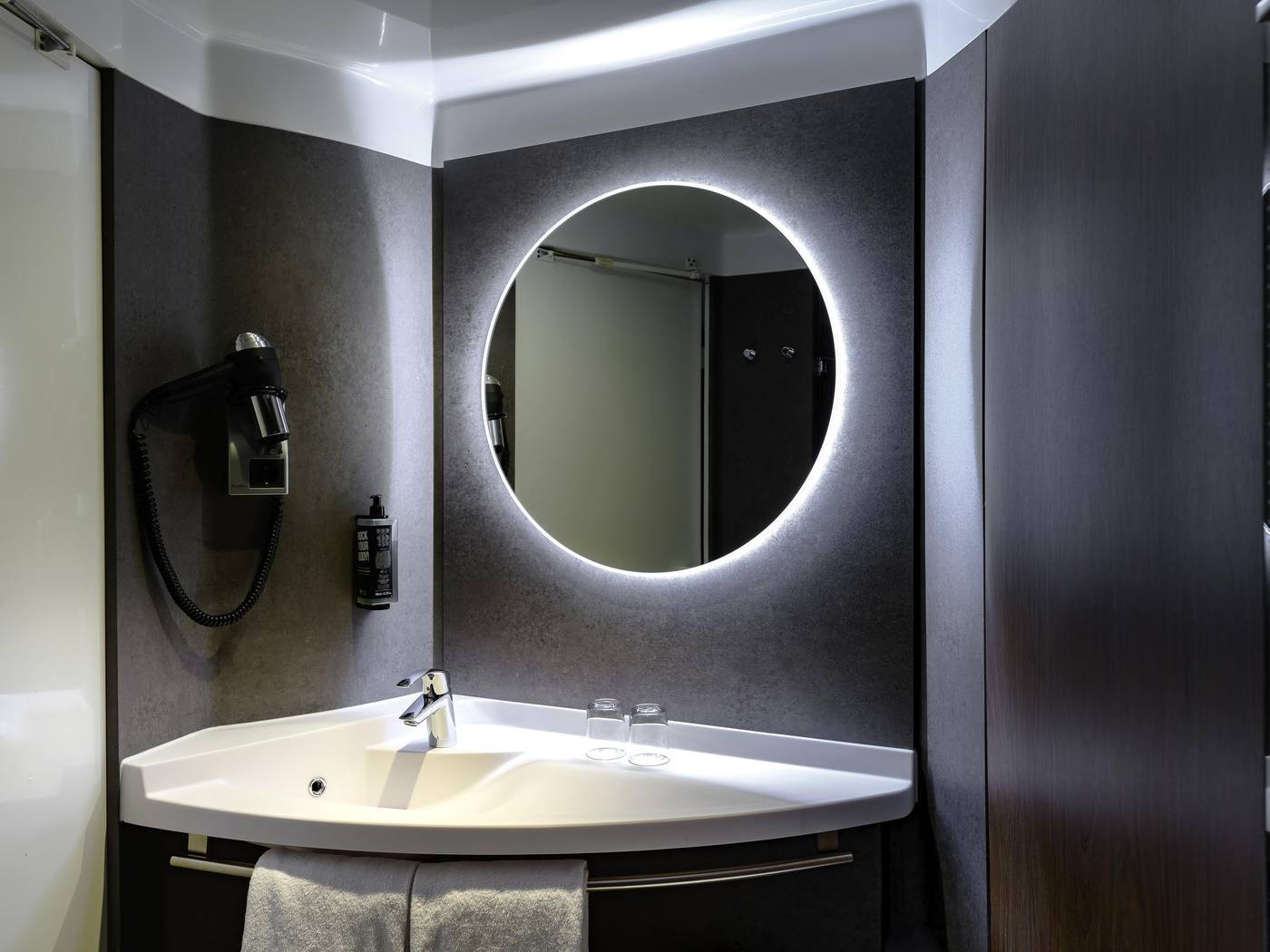 ibis-Muenchen-Parkstadt-Schwabing-Room-28