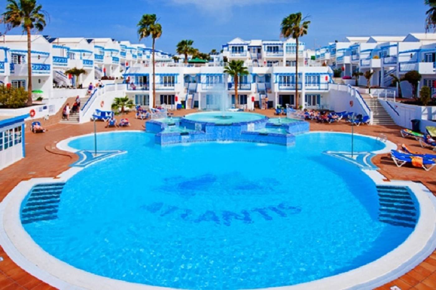 Atlantis-Las-Lomas-Pool-10