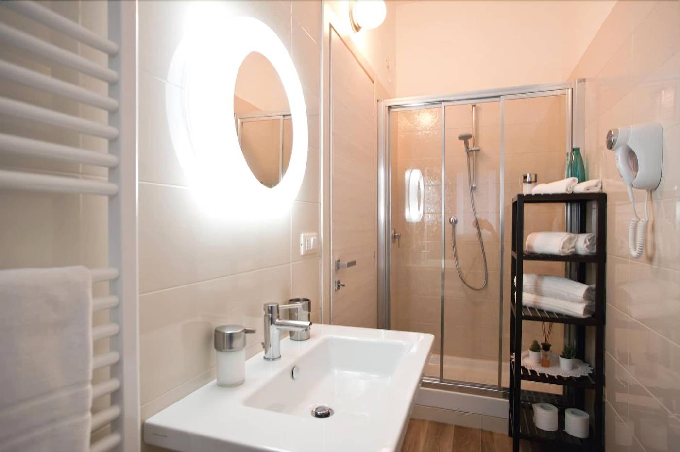 B&B Raffaello a Mare-Italy-MONTESILVANO-Room-10