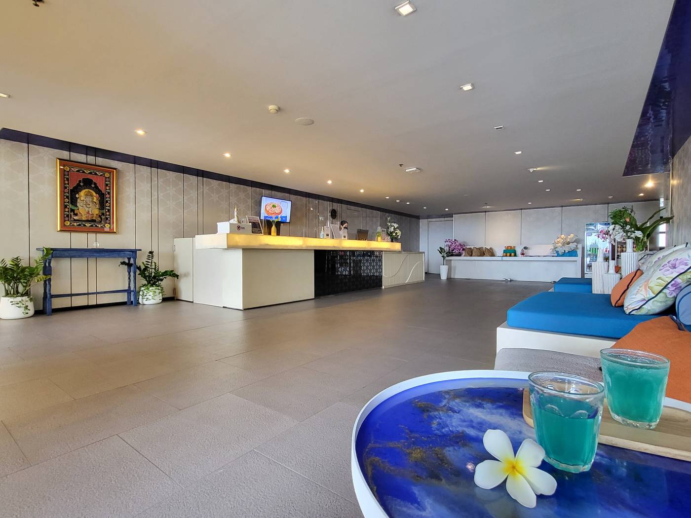 The-Yama-Hotel-Phuket-Lobby-69