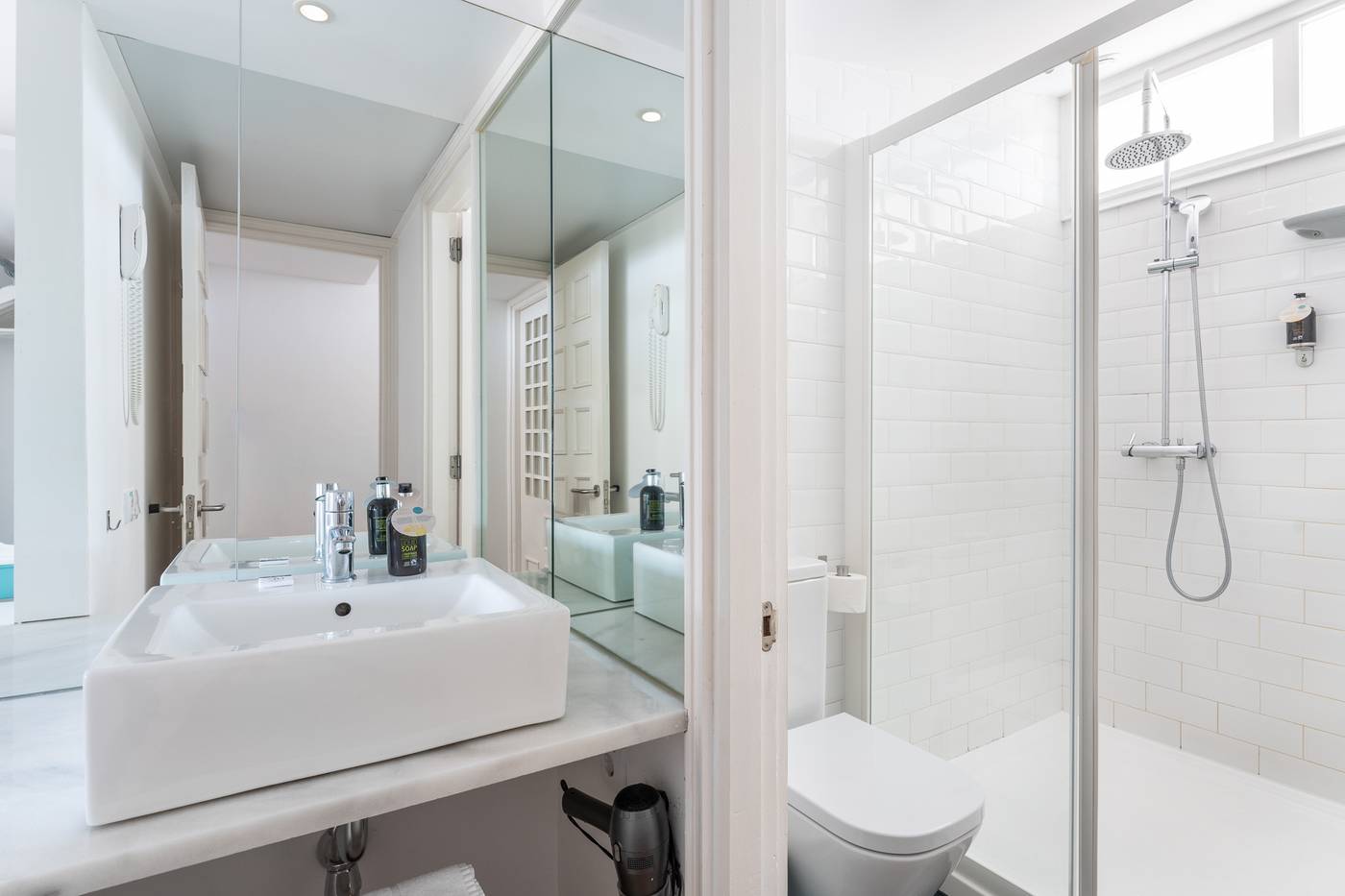 Gold-Hotel-Marina---Adults-Only-Room-41