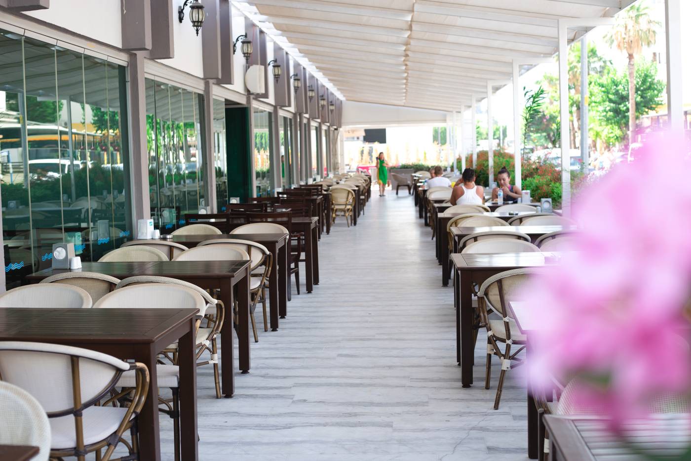 Cle-Seaside-Hotel-Restaurant-13