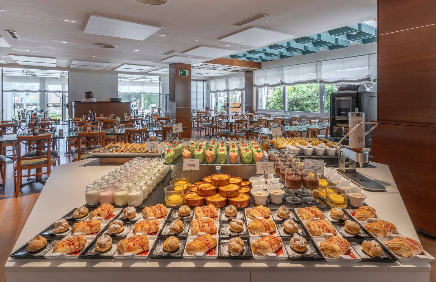 Prestige-Victoria-Restaurant-54