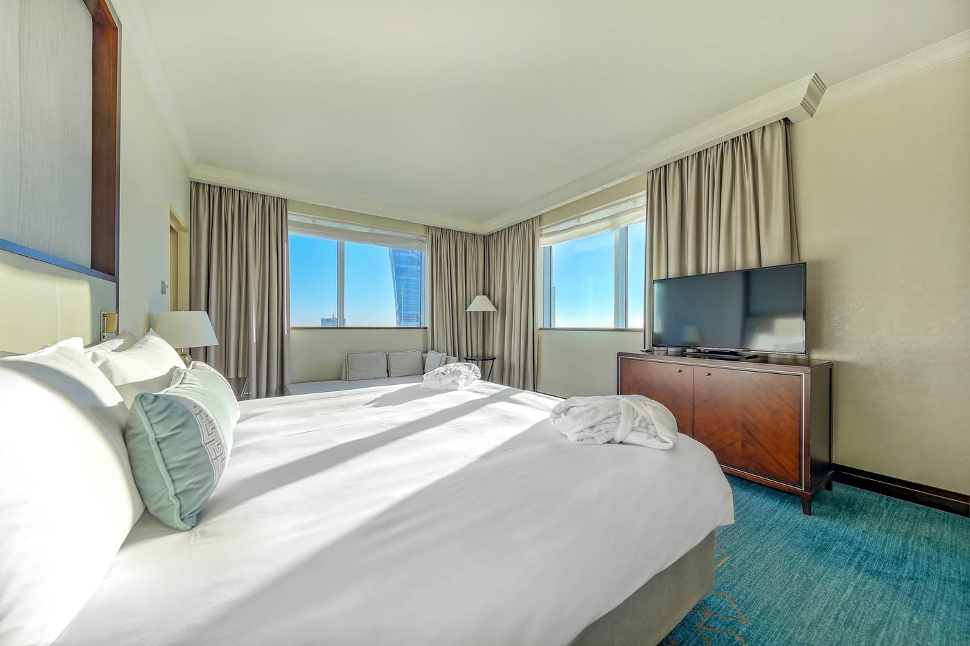 Intercontinental-Warsaw-Room-52