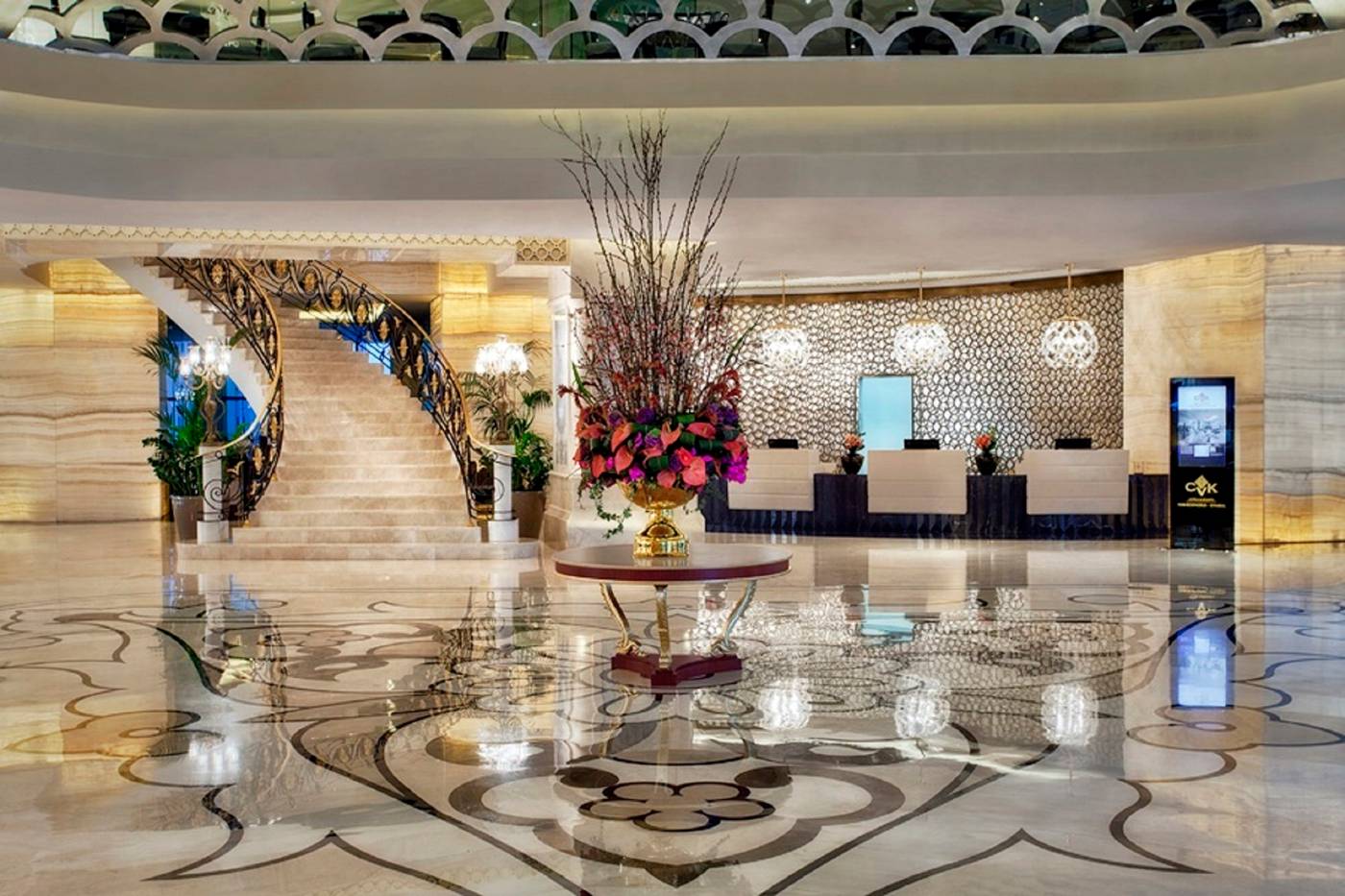 CVK-Park-Bosphorus-Hotel-Istanbul-Lobby-15