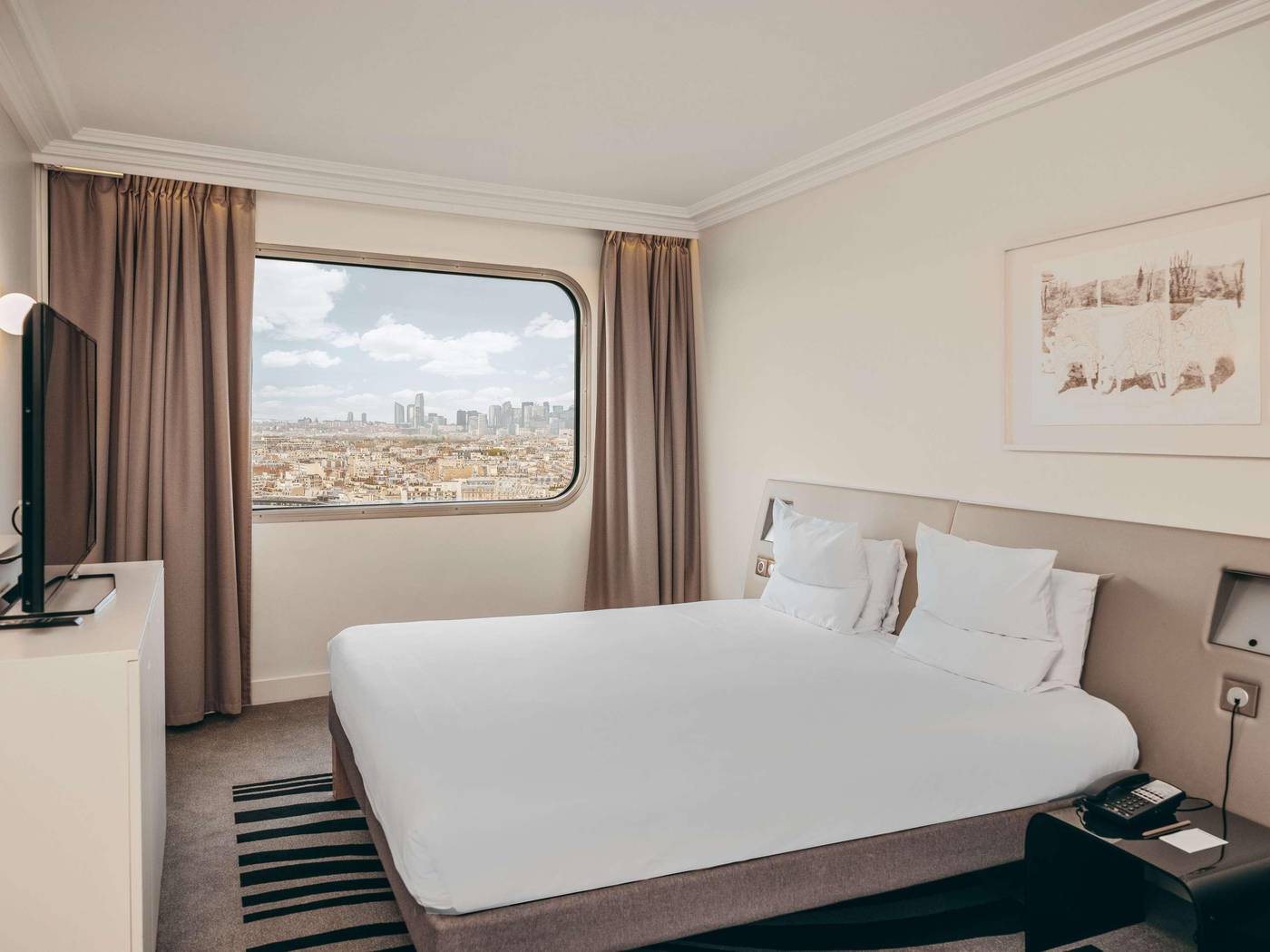 Novotel-Paris-Tour-Eiffel-Room-40
