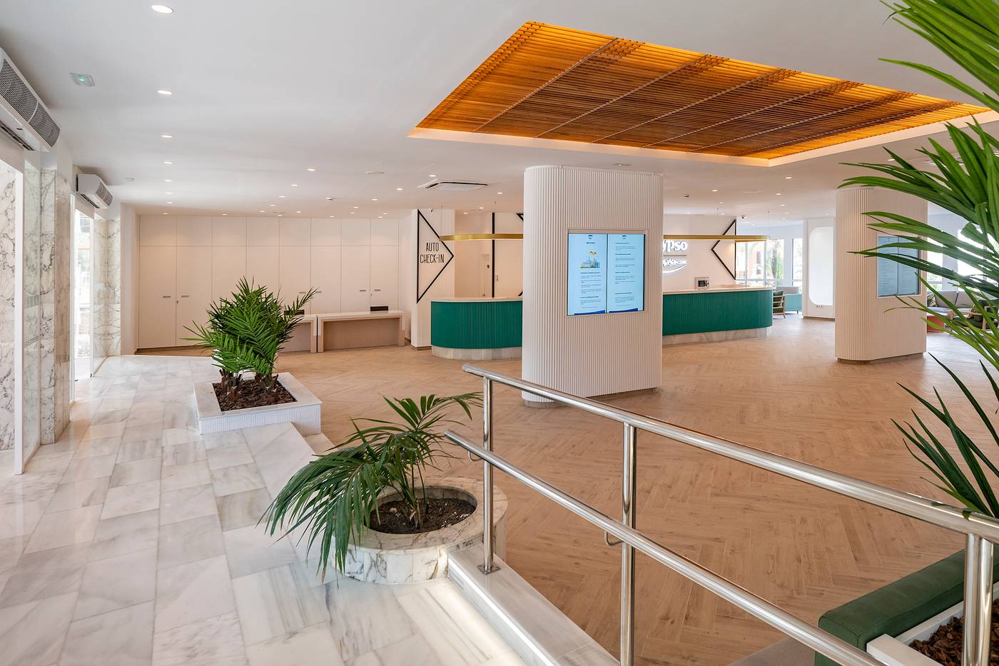 Medplaya-Hotel-Calypso-Lobby-54