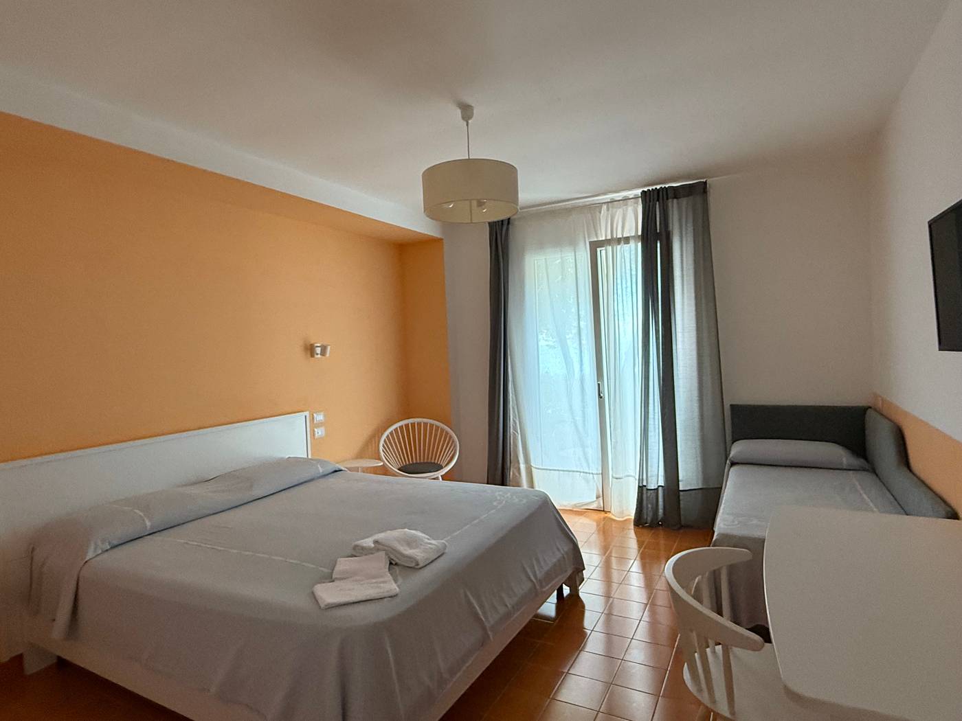 Villa-Pina-Antico-Francischiello-Room-8