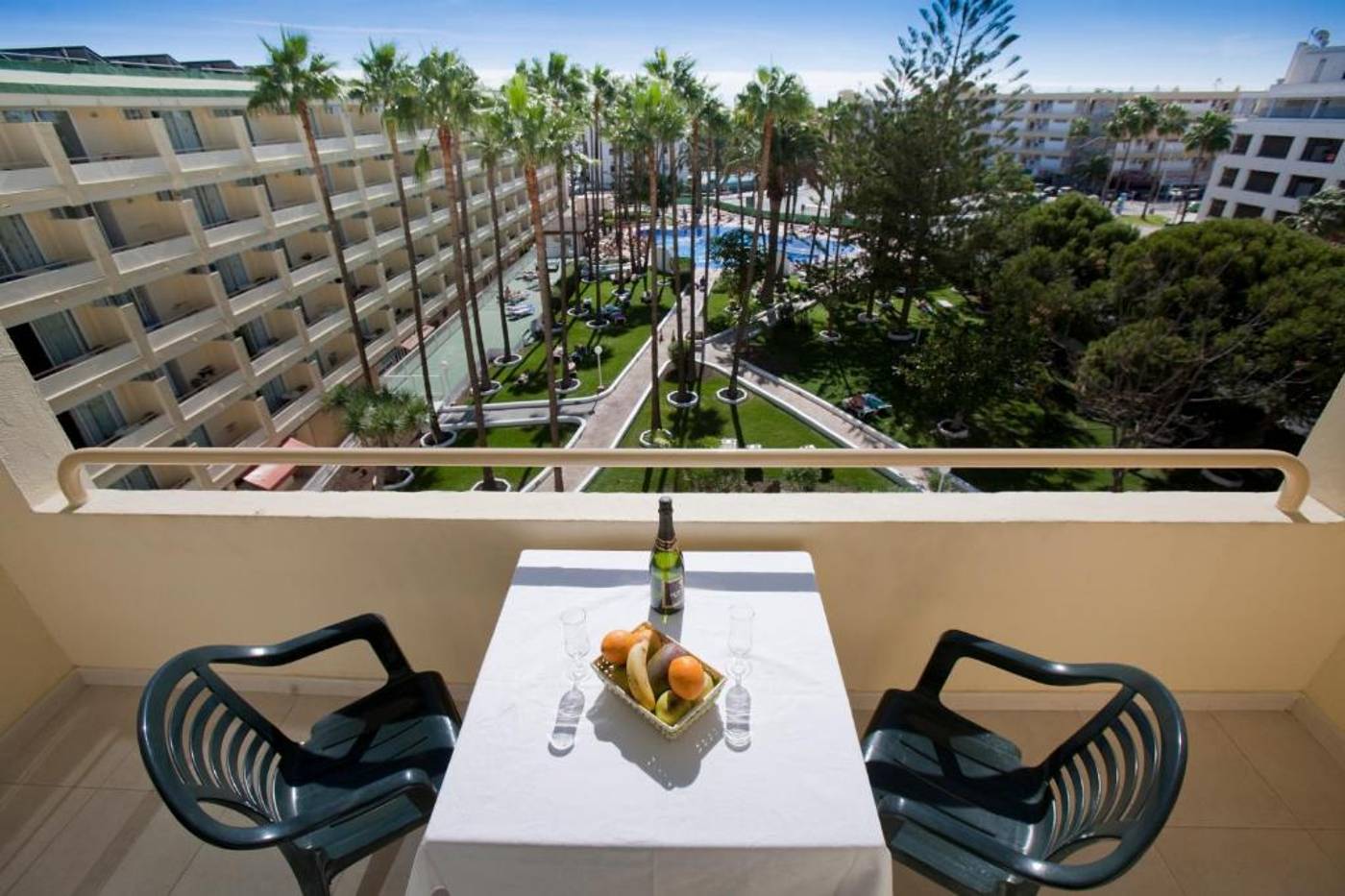 Playa-del-Sol-Apartments---Adults-Only-Room-8