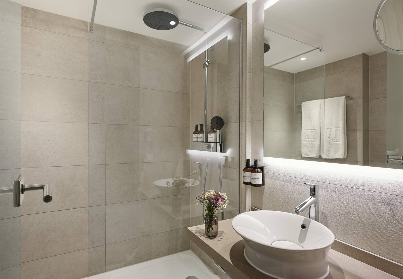 NH-Berlin-Kurfurstendamm-Room-41