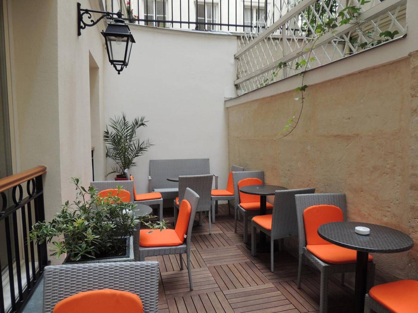 Eden-Opera-Terrace-19