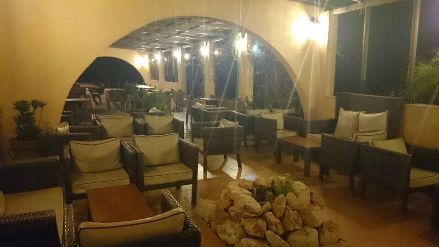 Hotel-Sunrise-Inn-Terrace-76