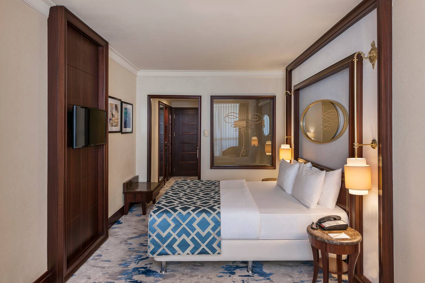 Elite-World-Istanbul-Room-4