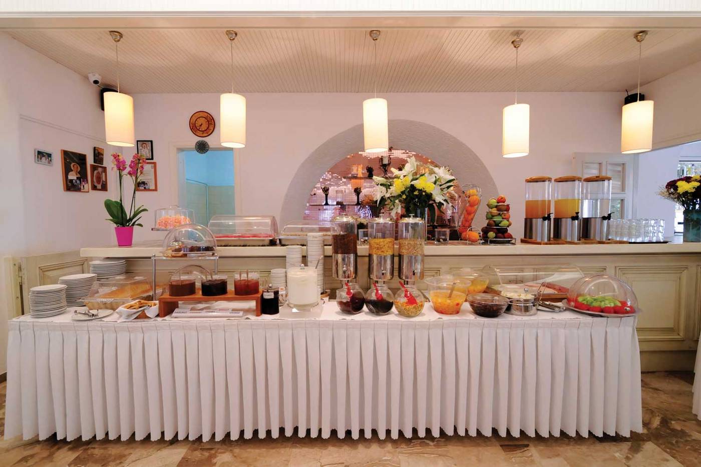 Kamari-Restaurant-53