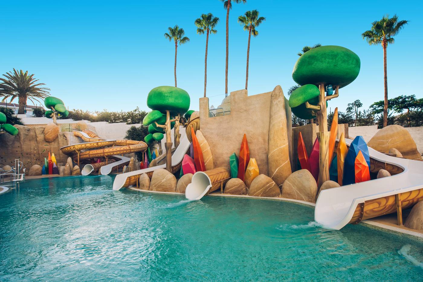 Iberostar-Waves-Bouganville-Playa-General-view-12