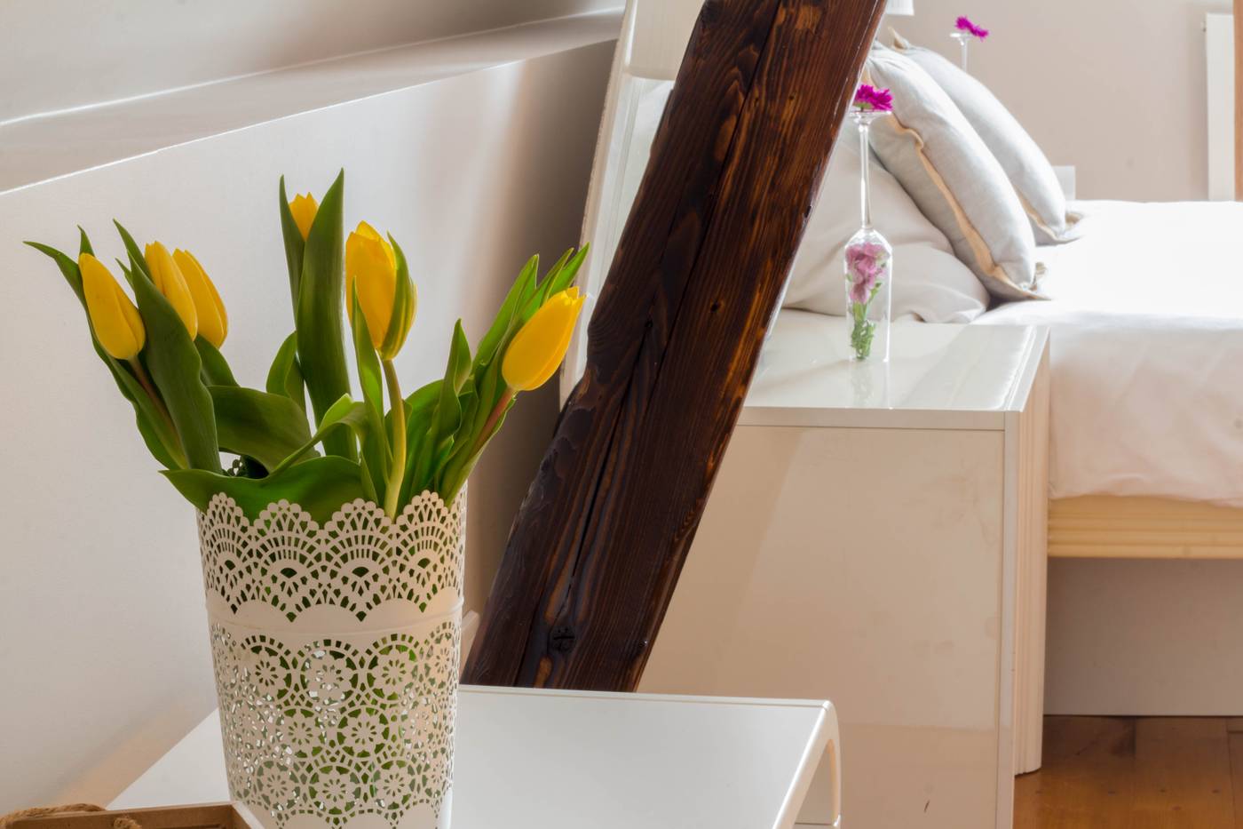 The-Spiski-Palace-Apartments-Room-34