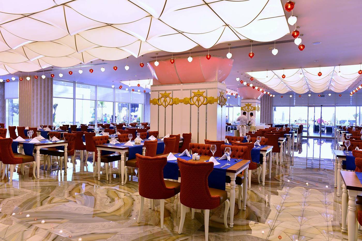 Azura-Deluxe-Resort---SPA-Hotel-Restaurant-30