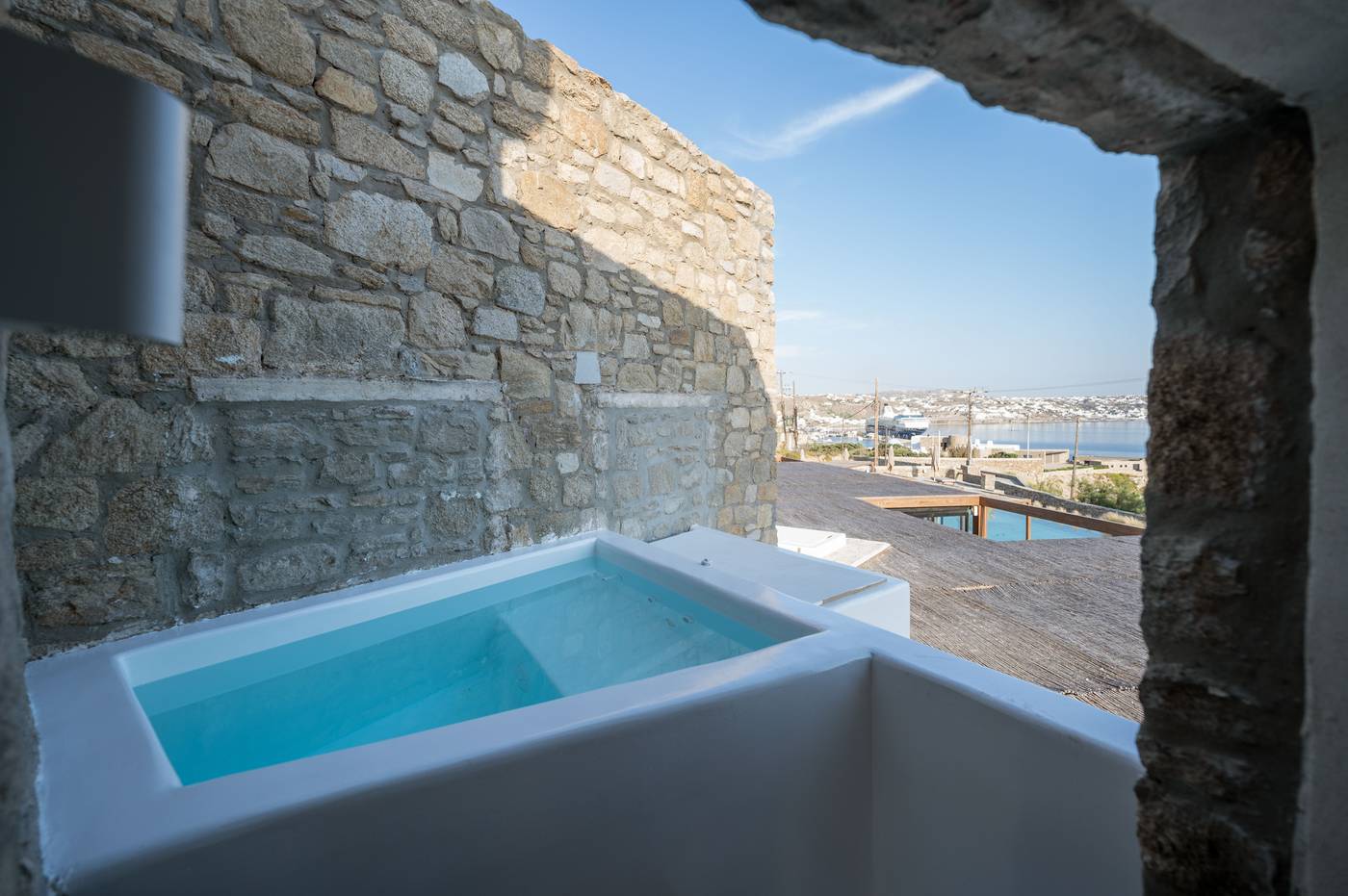 Rocabella-Mykonos-Art-Room-10