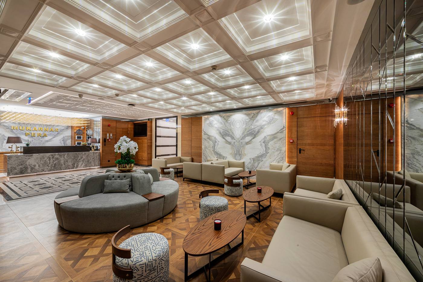 Mukarnas-Pera-Hotel-Lobby-11