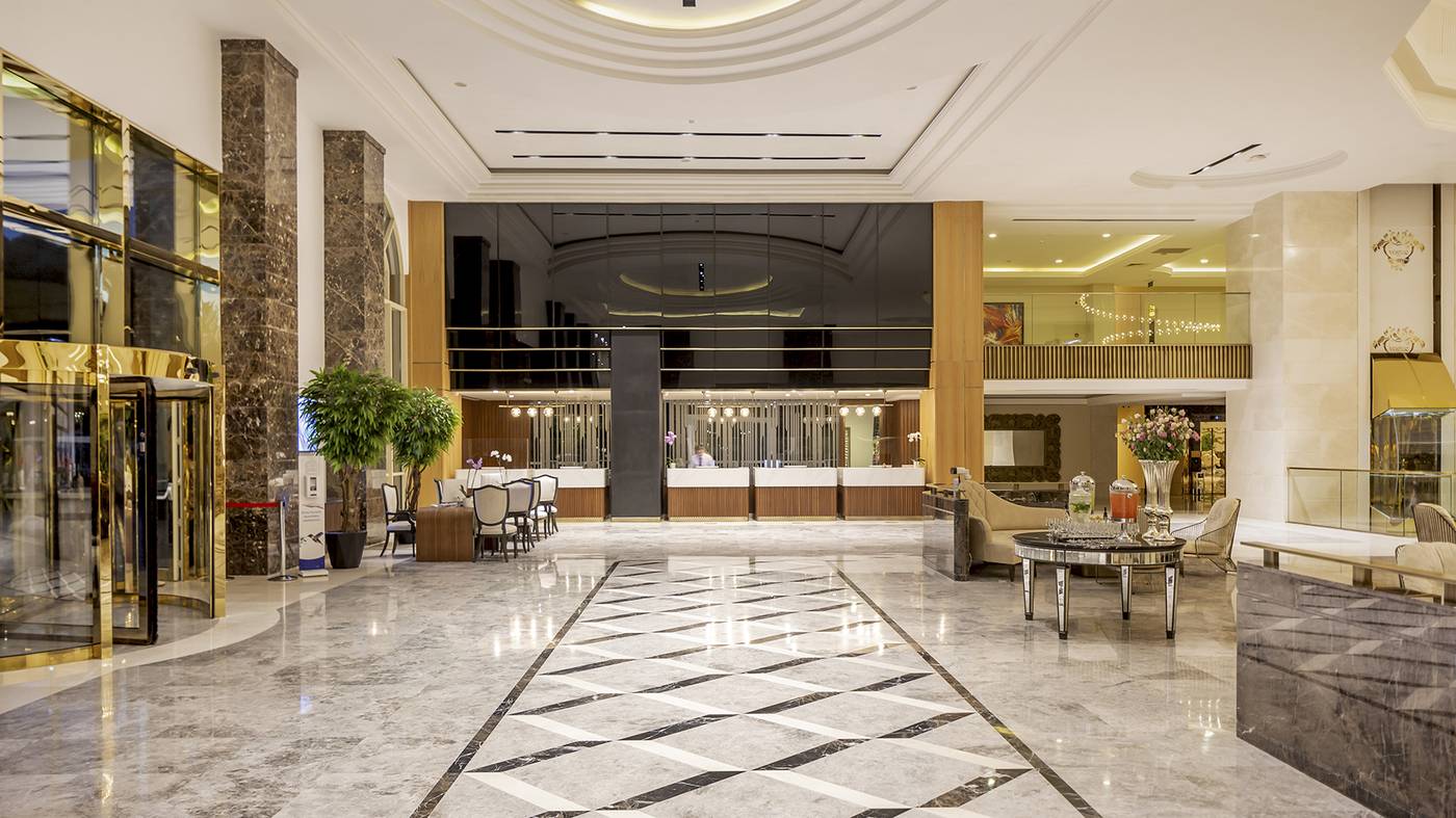 Vogue-Hotel-Supreme-Bodrum-Lobby-56
