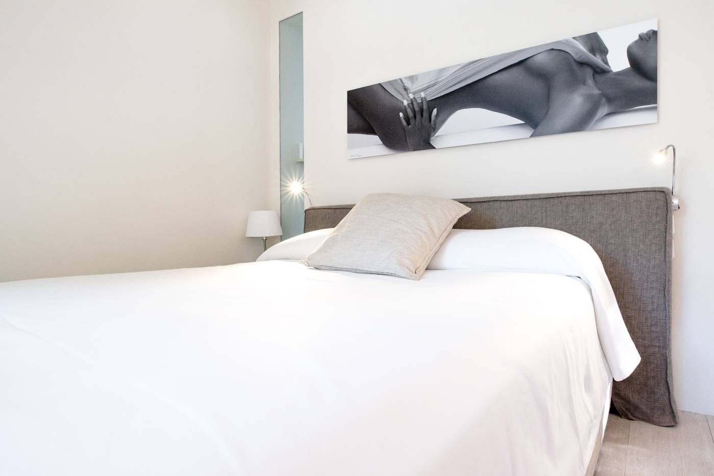 Destino-Pacha-Ibiza-Resort-Room-20