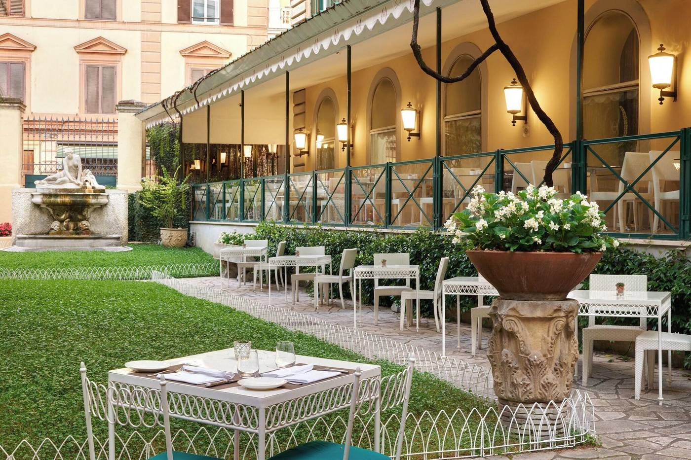Hotel-Quirinale-Terrace-1