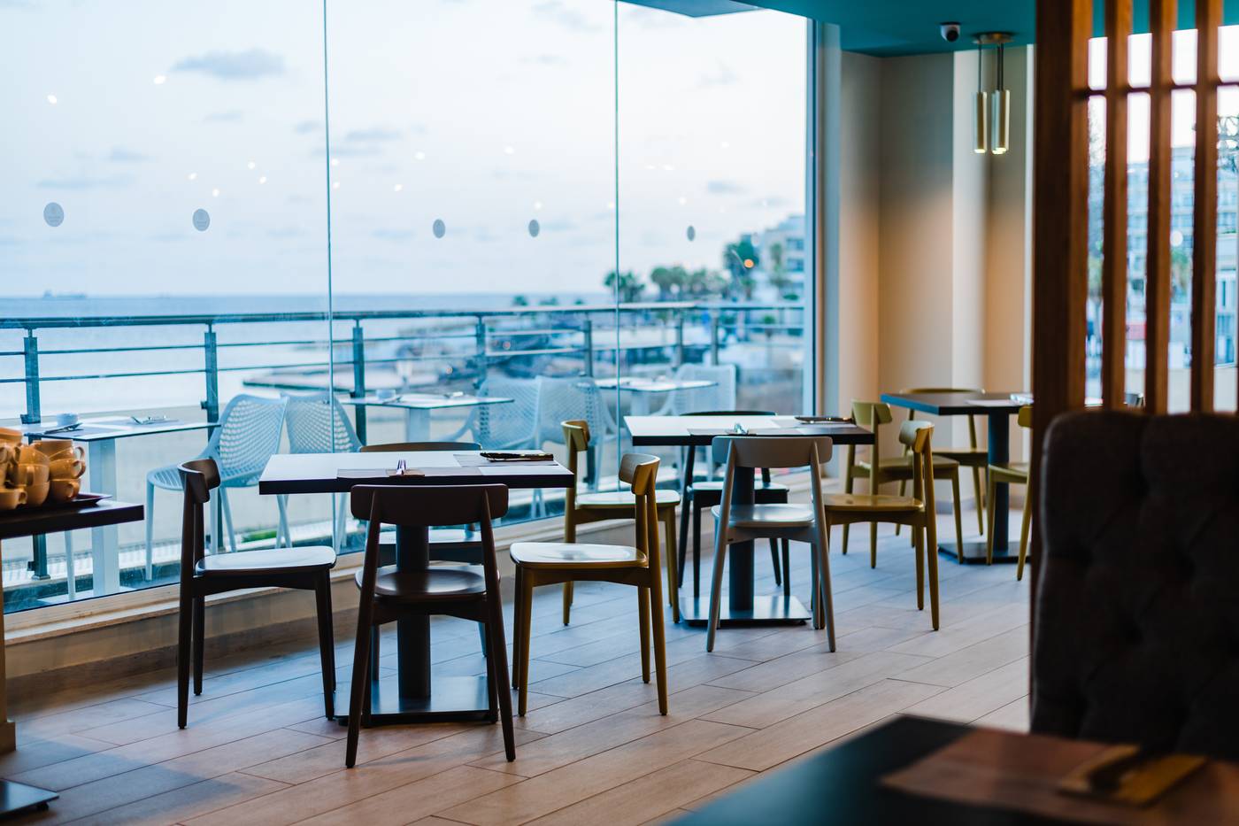 Seaview-Hotel---Adults-Only-16--Restaurant-30