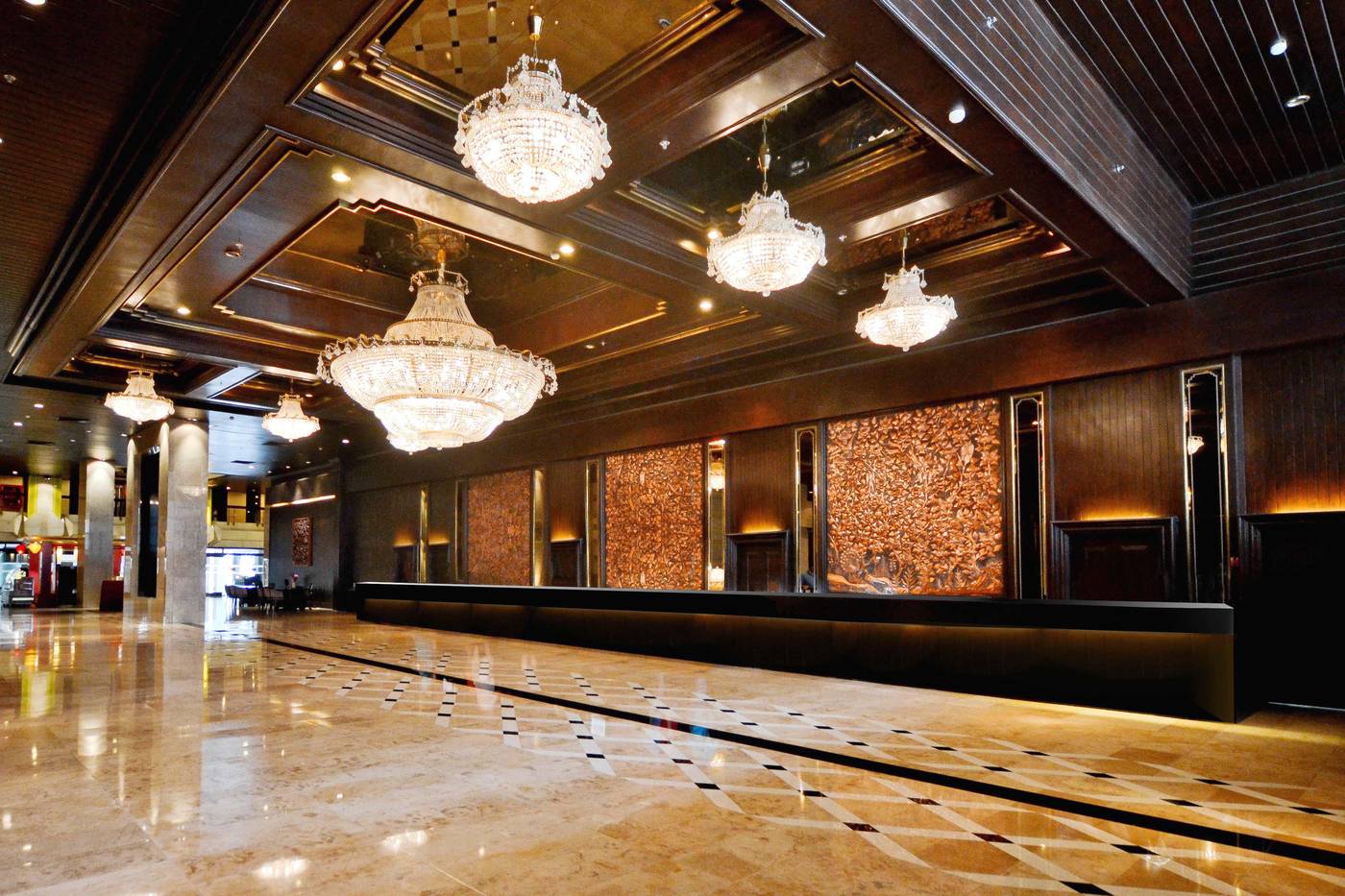 Ambassador-Bangkok-Lobby-36
