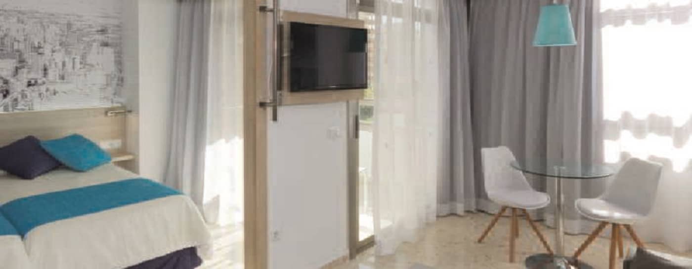 Flamingo-Beach-Resort---Adults-Recommended-Room-39